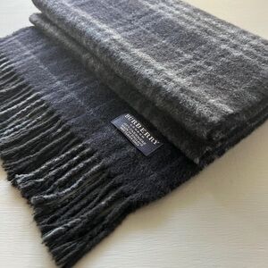 Burberry Scarf in Black and Charcoal Gray